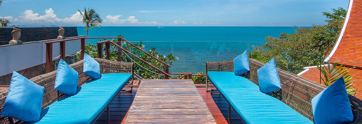 Villa Riva - outdoor sitting area