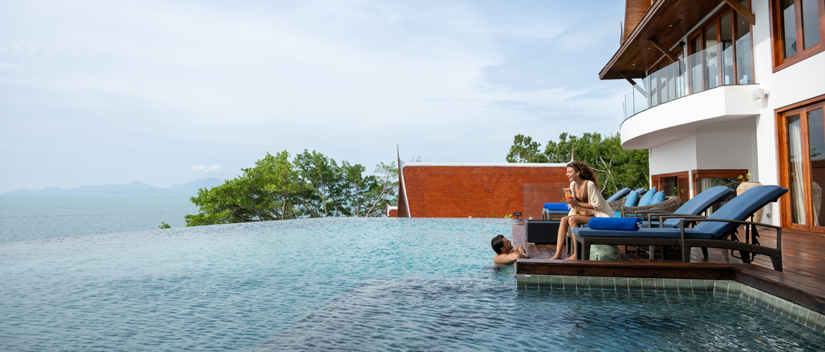 Villa Riva - Infinity pool and sala1